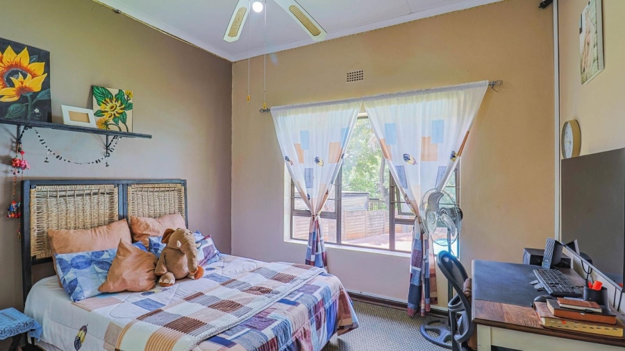 4 Bedroom Property for Sale in Safari Gardens North West